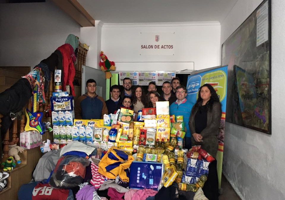 Nuevas Generaciones de San Pedro organiza su tradicional campaña de recogida de alimentos, juguetes y ropa para los más necesitados del municipio.